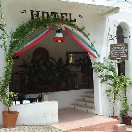 Hotel Cordelia'S Puerto Angel Bagian luar foto