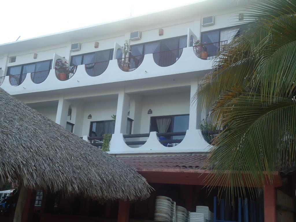 Hotel Cordelia'S Puerto Angel Bagian luar foto